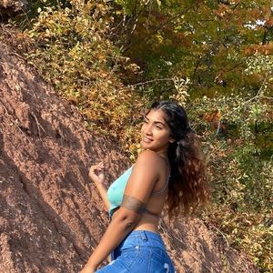 Meet your Posher, Jassica